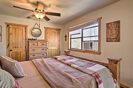 The Cabin at Three Waters - National Forest & Kiamichi River - image 15
