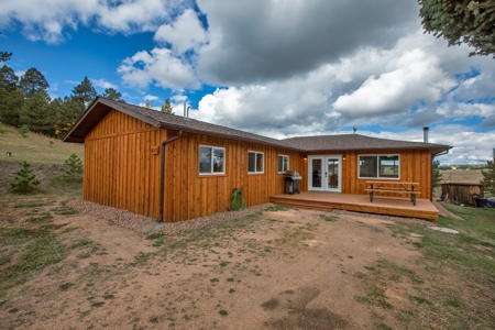 Beautifully Remodeled Colorado Mountain Home With Peak Views - image 22