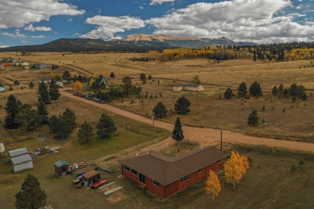 Beautifully Remodeled Colorado Mountain Home With Peak Views - image 30