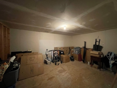 4-Br, 2-Ba With 3,350 Sq. Ft. - image 38