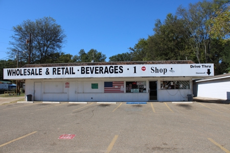 Liquor Store And Package Store For Sale Northeast Texas - image 1
