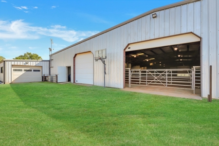 Equine Property For Sale In Elk City, Oklahoma - image 41