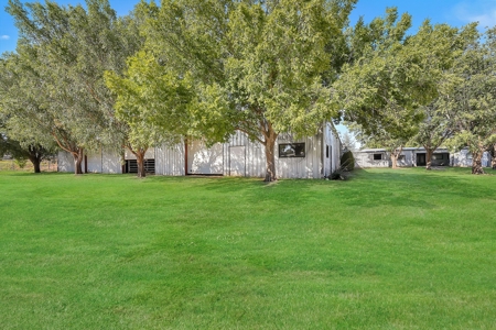 Equine Property For Sale In Elk City, Oklahoma - image 1
