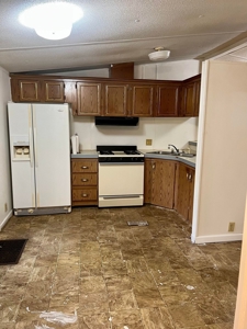 Mobile Home with Acreage in Cumberland County, KY - image 6