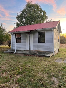 Mobile Home with Acreage in Cumberland County, KY - image 2