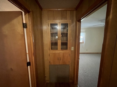 Country Home and Acreage For Sale in Lawrenceburg Tn - image 29