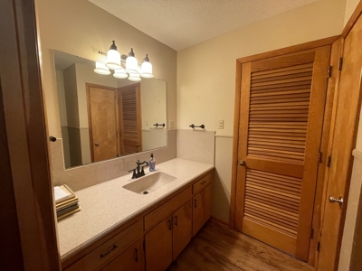 Country Home and Acreage For Sale in Lawrenceburg Tn - image 35