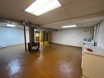 Country Home and Acreage For Sale in Lawrenceburg Tn - image 36