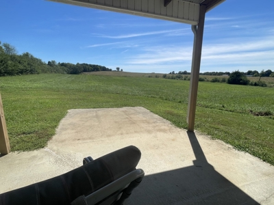 Country Home and Acreage For Sale in Lawrenceburg Tn - image 16