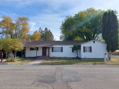 Rural Lifestyle Country Home in Northern, CA - image 6