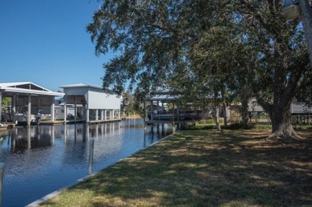 Canal Front Property - Suwannee Florida! - image 6