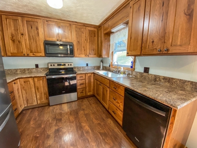 Sweet Home for Sale in Willis VA! - image 6