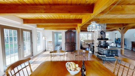 5-Bedroom Contemporary with Acreage - image 25