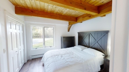 5-Bedroom Contemporary with Acreage - image 28