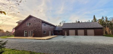 5-Bedroom Contemporary with Acreage - image 2