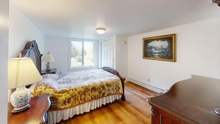 5-Bedroom Contemporary with Acreage - image 44