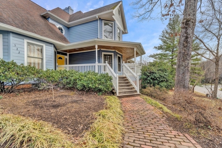 Large Family Home for Sale in Roanoke VA - image 3