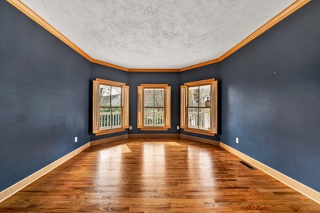 Large Family Home for Sale in Roanoke VA - image 21
