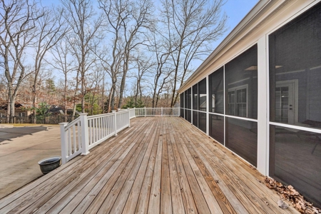 Large Family Home for Sale in Roanoke VA - image 43