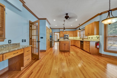Large Family Home for Sale in Roanoke VA - image 8