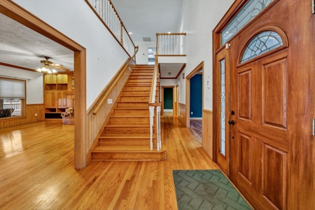 Large Family Home for Sale in Roanoke VA - image 18