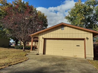 3 Bedroom, 2 Bath Home, Robinson, IL | For Sale @ Auction - image 2