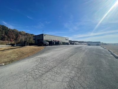Commercial building & 9.5 acres for sale at Morgantown Ky. - image 40