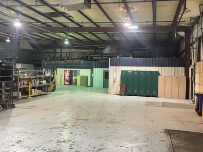Commercial building & 9.5 acres for sale at Morgantown Ky. - image 37