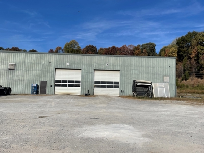 Commercial building & 9.5 acres for sale at Morgantown Ky. - image 3