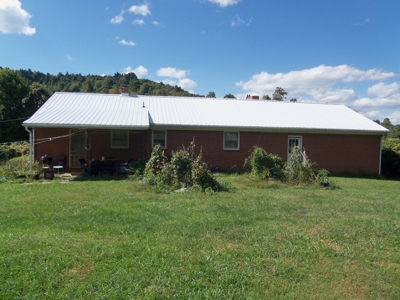 Country Home and Land for Sale in Floyd VA! - image 10