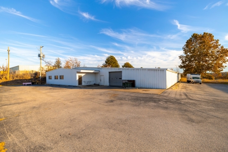 Tool & Die Industrial Operation Business Building For Sale - image 4