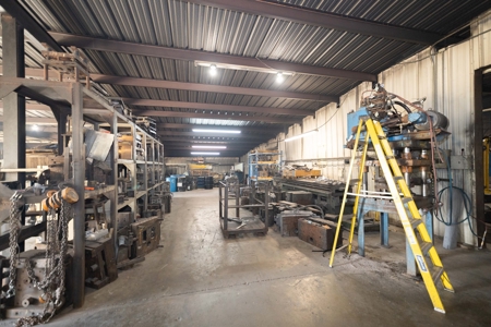 Tool & Die Industrial Operation Business Building For Sale - image 21