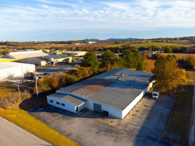 Tool & Die Industrial Operation Business Building For Sale - image 1