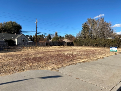 Eastern Oregon Commercial Lot - Located in Hines Oregon - image 1