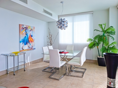Stunning apartment with breathtaking ocean views - image 2