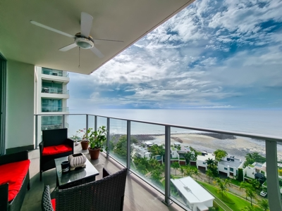Stunning apartment with breathtaking ocean views - image 8