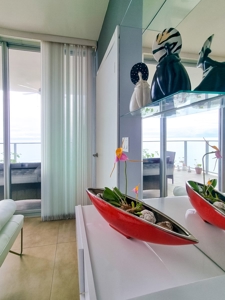 Stunning apartment with breathtaking ocean views - image 19