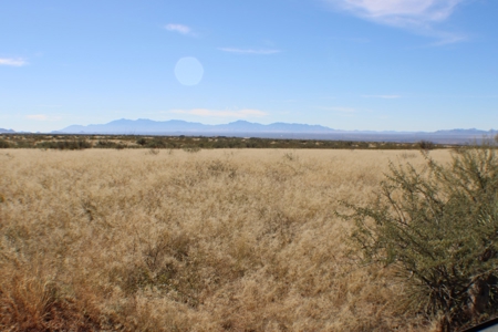 Flat-Buildable Lot in Dragoon Mountain Ranch - image 25