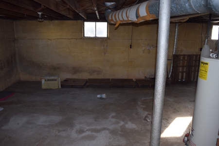 3 Bedroom, 1 Bath Home Robinson, IL | For Sale at Auction - image 16
