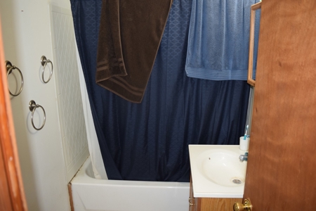 3 Bedroom, 1 Bath Home Robinson, IL | For Sale at Auction - image 14