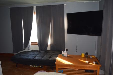 3 Bedroom, 1 Bath Home Robinson, IL | For Sale at Auction - image 2