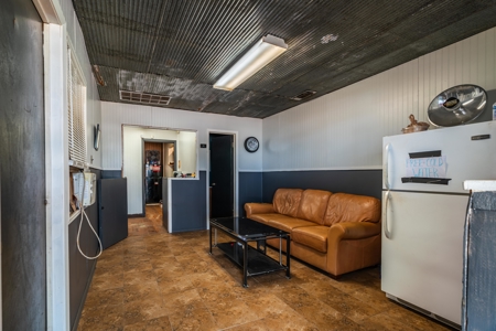 Sustainable and Respected Tire Shop For Sale! - image 17