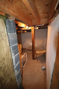 Home in Town For Sale - image 4