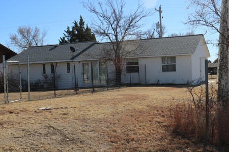 Home in Town For Sale - image 46