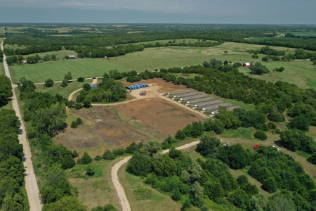 Online Only Auction Greenhouses on 10 +/- Acres Overbrook KS - image 5