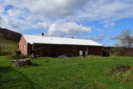 Country Home And Land For Sale In Floyd Va - image 28