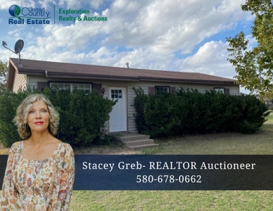 Home For Sale In Duke, Oklahoma - image 14