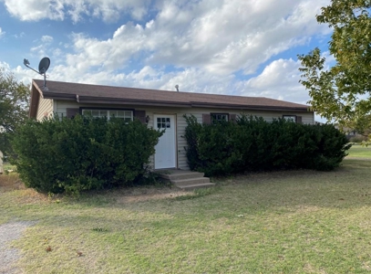 Home For Sale In Duke, Oklahoma - image 1