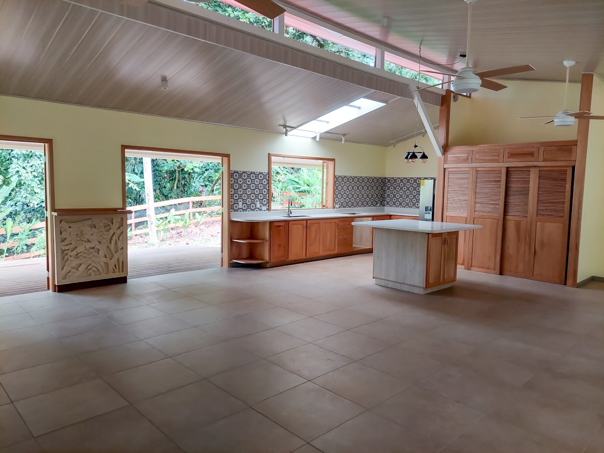 Luxury Jungle Villa with Pool — Isla Colón, Bocas del Toro - 20