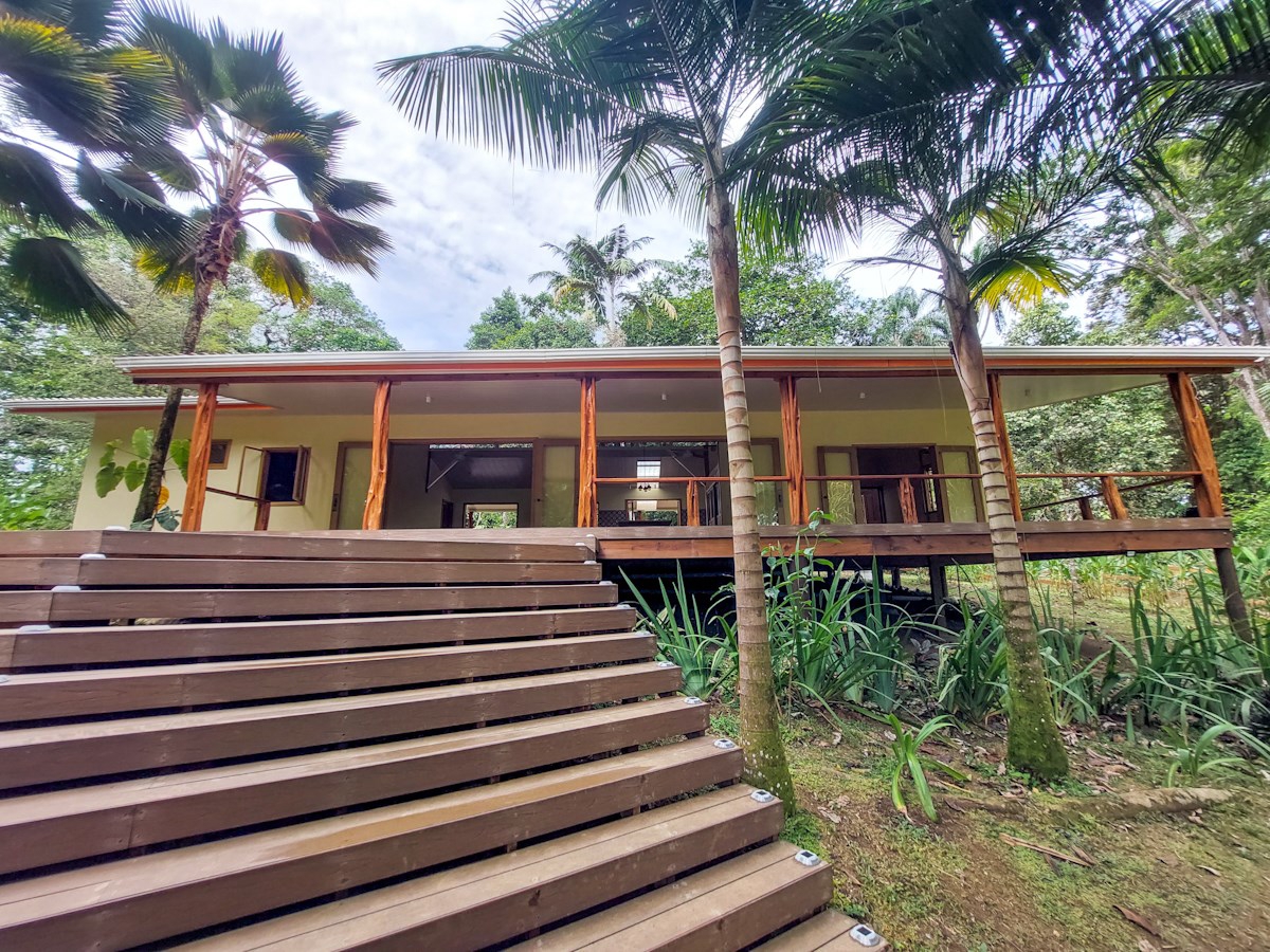 Luxury Jungle Villa with Pool — Isla Colón, Bocas del Toro - 11